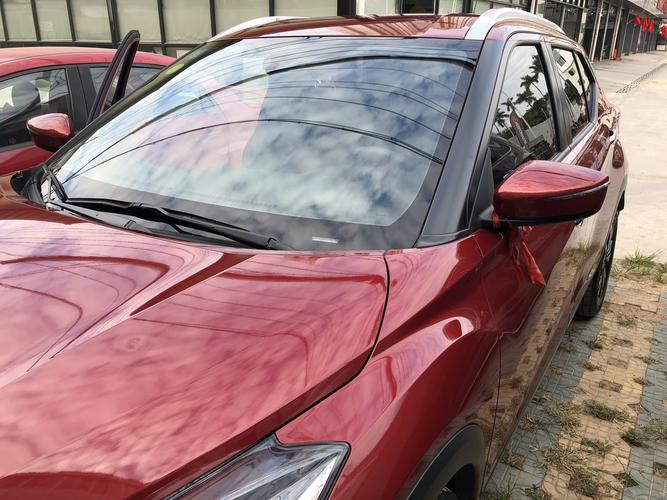 鴻制車廠汽車美容 讓你的愛(ài)車煥然一新